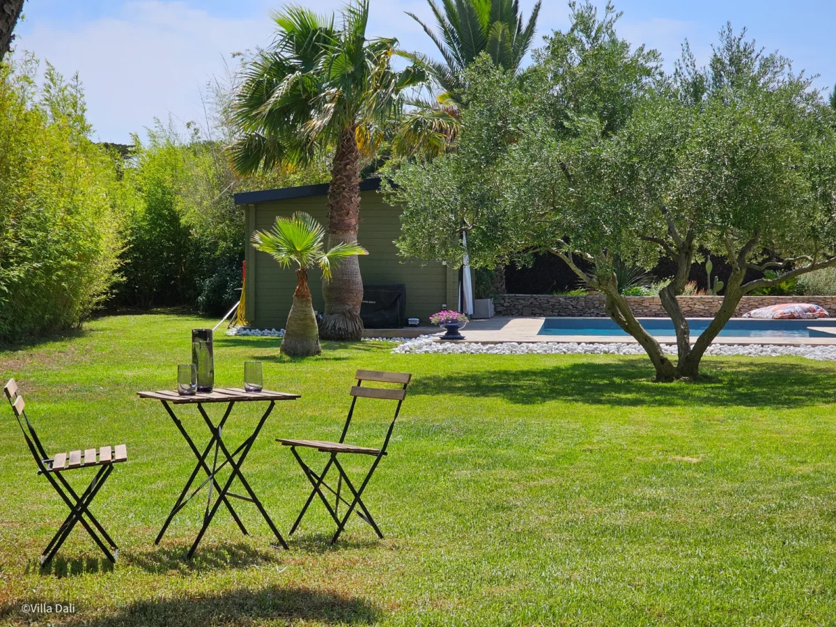 Villa Dali jardin et piscine