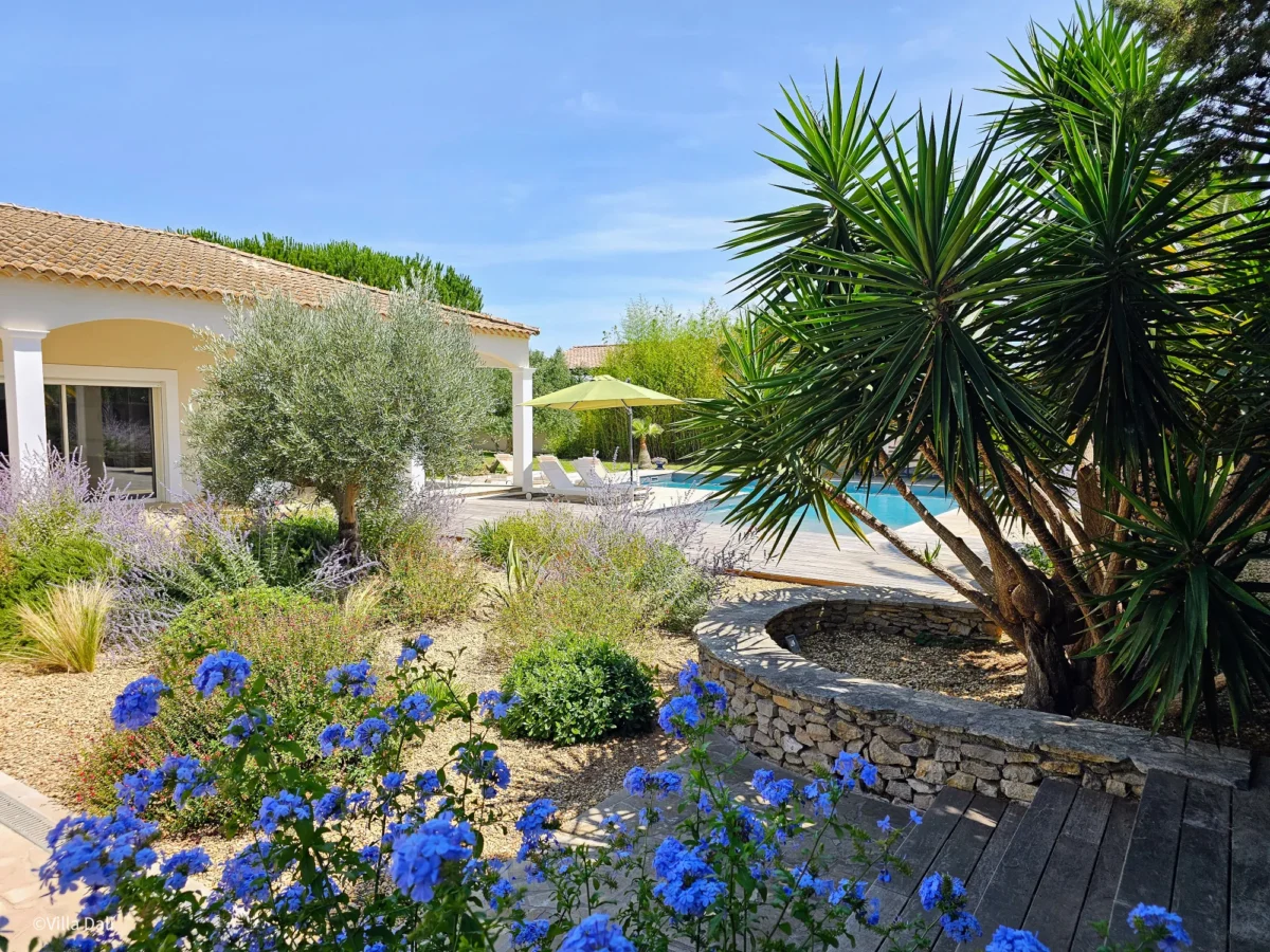 Villa Dali jardin et piscine